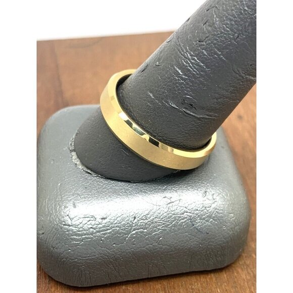 Men's Wedding Band Gold Tone Tungsten 5mm Ring Size 11 - Picture 8 of 14